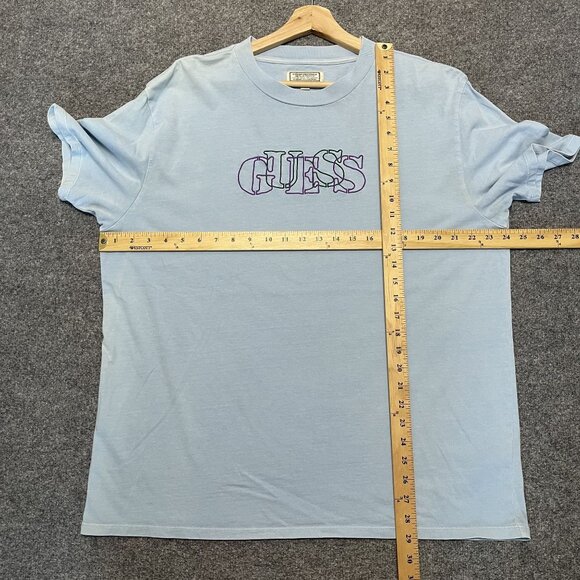 Vintage Guess Originals Light Blue Embroidered Logo T-Shirt L - Picture 12 of 12